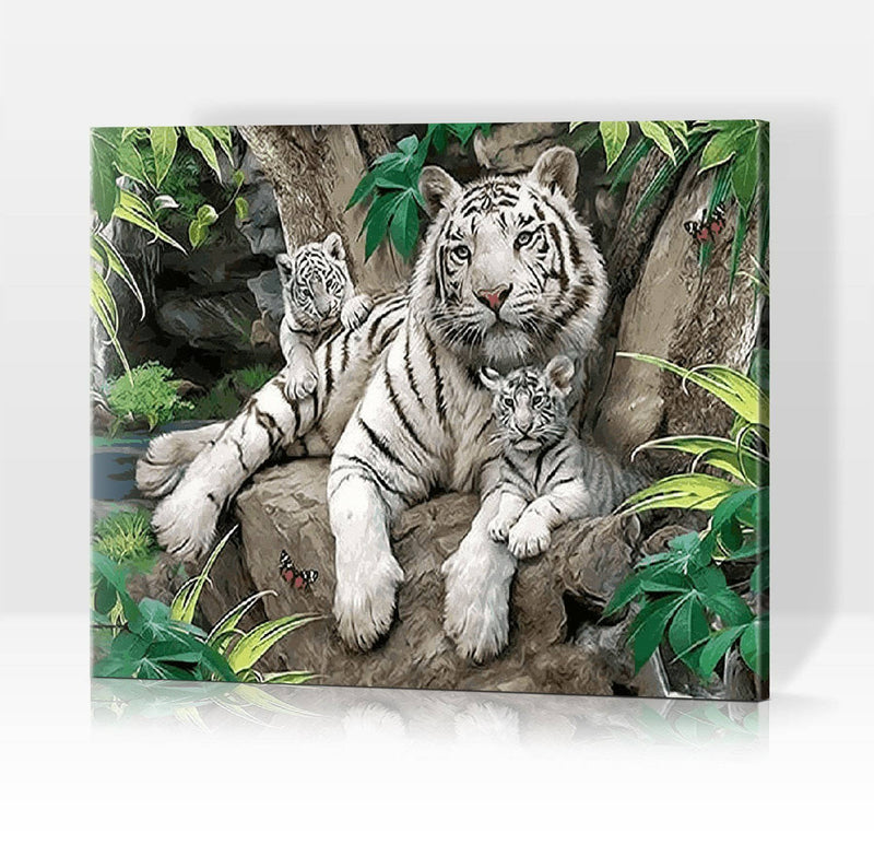 Schwierigkeit: Hoch Tierbilder Wunder der Wildnis: Weiße Tigerin mit zwei Babys - Malen nach Zahlen